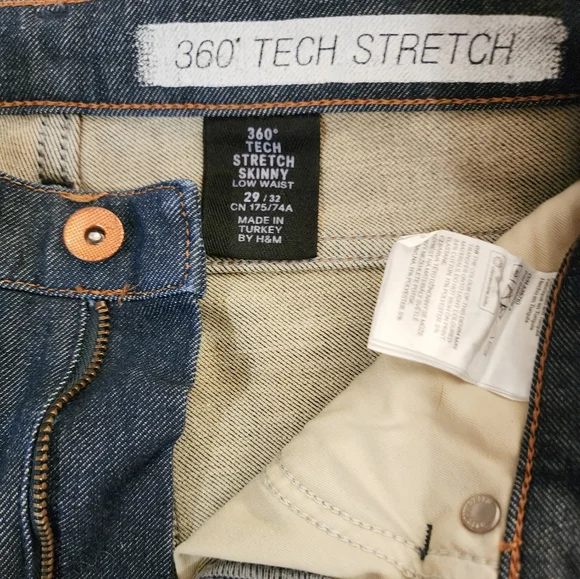 H&M 360 Tech Stretch Dark Jeans - Picture 2 of 3